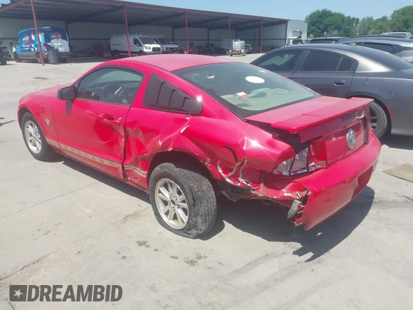 2009 Ford Mustang with VIN 1ZVHT80N295114597, listed as a IAAI auction lot 42013099 with 117,370 mi miles and . Bid and sale history available at carsss.com. Image 3.