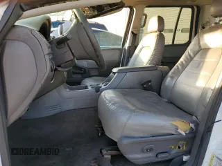 2005 Ford Explorer XLT with VIN 1FMZU63K45UC05666, listed as a Copart auction lot 45908855 with Not provided miles and Non repairable. Bid and sale history available at DreamBid. Image 7.