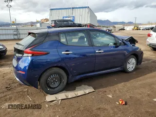 2025 Nissan LEAF S with VIN 1N4AZ1BV6SC561609, listed as a Copart auction lot 81307814 with 1,116 mi miles and Salvage Title. Bid and sale history available at carsss.com. Image 3.