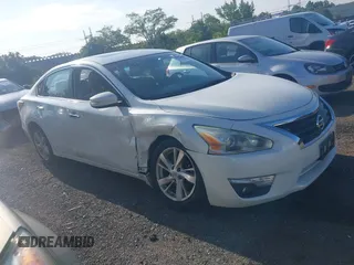 2013 Nissan Altima SV with VIN 1N4AL3AP8DC198765, listed as a IAAI auction lot 42674655 with 110,246 mi miles and . Bid and sale history available at DreamBid. Image 1.