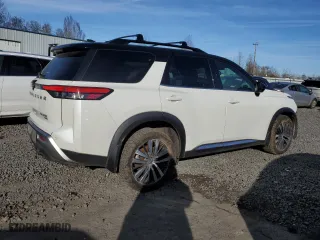 2022 Nissan Pathfinder Platinum with VIN 5N1DR3DJ3NC258025, listed as a Copart auction lot 44277415 with 44,531 mi miles and Salvage Title. Bid and sale history available at carsss.com. Image 3.