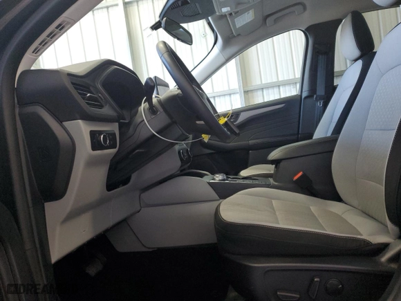 2024 Ford Escape Active with VIN 1FMCU9GN7RUA35031, listed as a Copart auction lot 49668085 with 45,535 mi miles and Clean Title. Bid and sale history available at carsss.com. Image 7.