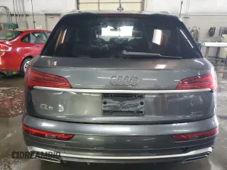 2021 Audi Q5 Premium Plus with VIN WA1E2AFY2M2055766, listed as a Copart auction lot 88973645 with 47,324 mi miles and Salvage Title. Bid and sale history available at carsss.com. Image 6.