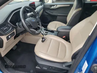 2021 Ford Escape SEL z VIN 1FMCU9H61MUA65237, wystawiony jako Copart lot #65338735 z przebiegiem 92 741 mil mil oraz Czysty tytuł • Clean title. Historia ofert i sprzedaży dostępna na DreamBid. Obrazek 7.