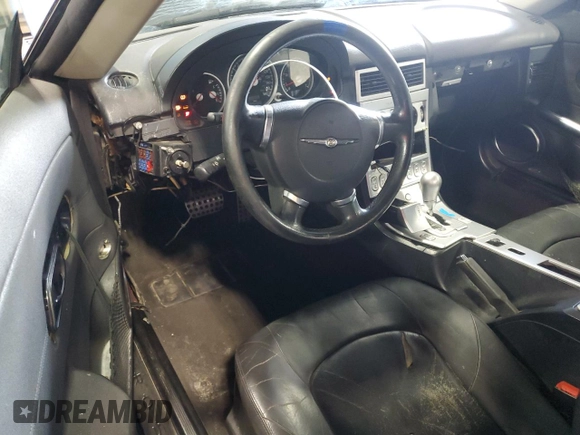 2005 Chrysler Crossfire Limited z VIN 1C3AN65L95X049339, wystawiony jako Copart lot #56718605 z przebiegiem 160 068 mil mil oraz Szkoda całkowita • Salvage title. Historia ofert i sprzedaży dostępna na DreamBid. Obrazek 8.