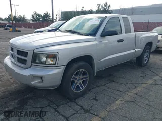 2011 Ram Dakota Bighorn/Lonestar with VIN 1D7RE3BK6BS636282, listed as a IAAI auction lot 41514885 with 295,847 mi miles. Bid and sale history available at carsss.com. Image 18.