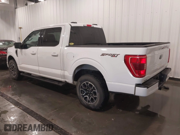 2023 Ford F-150 XL z VIN 1FTFW1E85PFA54558, wystawiony jako IAAI lot #42215749 z przebiegiem 22 476 mil mil oraz . Historia ofert i sprzedaży dostępna na DreamBid. Obrazek 3.