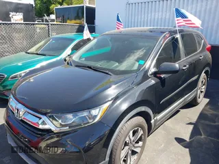 2017 Honda CR-V LX with VIN 7FARW5H30HE004035, listed as a IAAI auction lot 41836393 with 212,574 mi miles. Bid and sale history available at carsss.com. Image 6.
