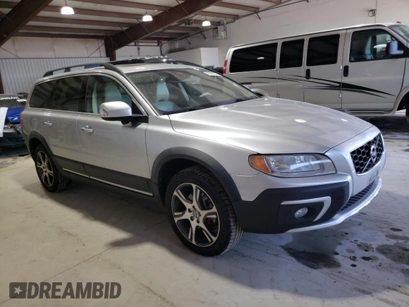 2014 Volvo XC70 T6 with VIN YV4902BZXE1175238, listed as a Copart auction lot 53198745 with 215,020 mi miles and Clean Title. Bid and sale history available at DreamBid. Image 4.