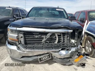 2018 Chevrolet Silverado 1500 LT with VIN 3GCPCREC1JG412907, listed as a Copart auction lot 51138915 with 72,063 mi miles and Salvage Title. Bid and sale history available at DreamBid. Image 5.