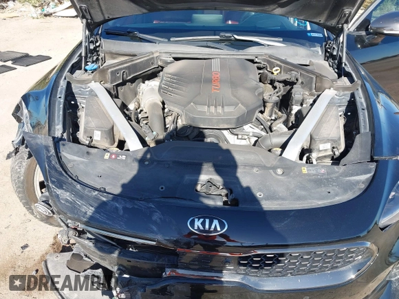2021 Kia Stinger GT2 with VIN KNAE55LC3M6089699, listed as a IAAI auction lot 41035872 with 81,192 mi miles. Bid and sale history available at carsss.com. Image 10.