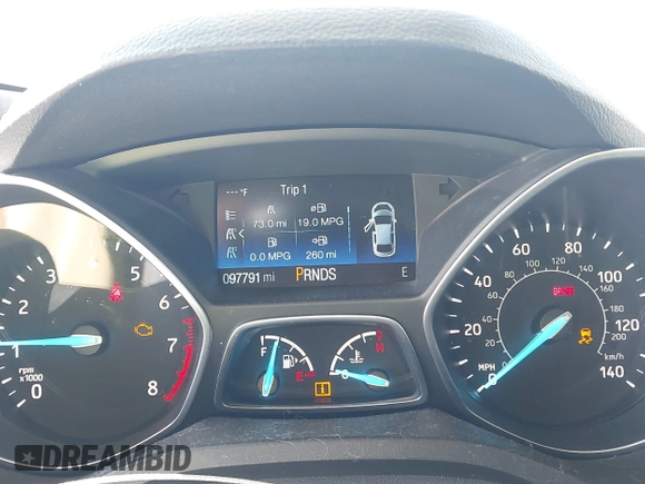 2018 Ford Escape SE with VIN 1FMCU9GDXJUA92416, listed as a IAAI auction lot 41848682 with 97,791 mi miles. Bid and sale history available at carsss.com. Image 7.
