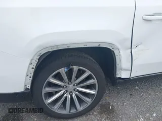 2023 Jeep Grand Wagoneer Series II с VIN 1C4SJSFP2PS556928, выставлен на аукционе IAAI как лот 42484652 с пробегом 57 946 миль миль и . История ставок и продаж доступна на DreamBid. Изображение 6.