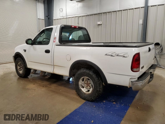2003 Ford F-150 XL z VIN 2FTRF18W53CA96144, wystawiony jako Copart lot #47589205 z przebiegiem 246 767 mil mil oraz Czysty tytuł • Clean title. Historia ofert i sprzedaży dostępna na DreamBid. Obrazek 2.