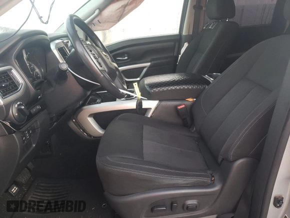 2017 Nissan Titan SL with VIN 1N6AA1E6XHN527639, listed as a Copart auction lot 85644444 with 165,243 mi miles and Salvage title. Bid and sale history available at DreamBid. Image 7.