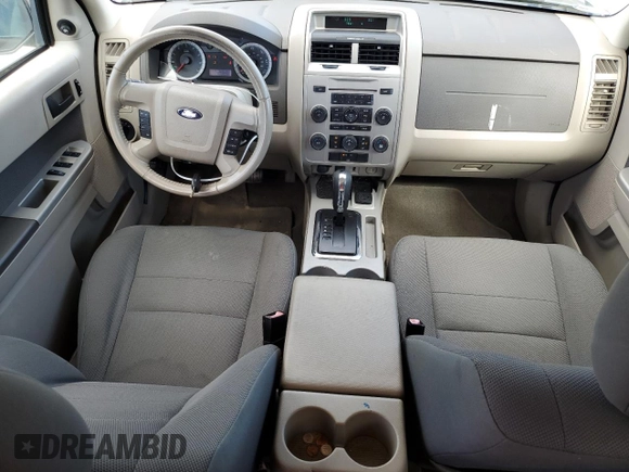 2009 Ford Escape Hybrid z VIN 1FMCU49399KD02275, wystawiony jako Copart lot #55536955 z przebiegiem 50 333 mil mil oraz Szkoda całkowita • Salvage title. Historia ofert i sprzedaży dostępna na DreamBid. Obrazek 8.