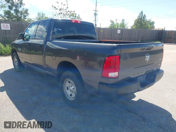 2018 Ram 1500 Express z VIN 1C6RR7FG2JS285033, wystawiony jako IAAI lot #42278751 z przebiegiem 203 340 mil mil oraz . Historia ofert i sprzedaży dostępna na DreamBid. Obrazek 3.