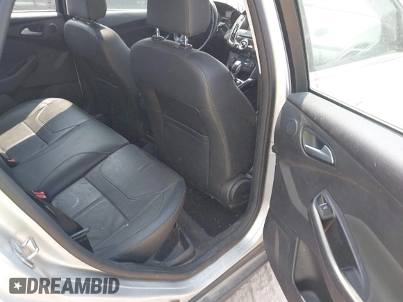 2015 Ford Focus Titanium с VIN 1FADP3J24FL280341, выставлен на аукционе IAAI как лот 42433208 с пробегом 151 813 миль миль и . История ставок и продаж доступна на DreamBid. Изображение 8.