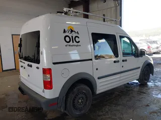 2010 Ford Transit Connect XL z VIN NM0LS6ANXAT008477, wystawiony jako IAAI lot #41738811 z przebiegiem 97 410 mil mil oraz . Historia ofert i sprzedaży dostępna na DreamBid. Obrazek 4.