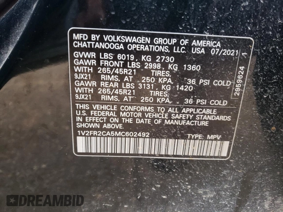 2021 Volkswagen Atlas SEL Premium R-Line with VIN 1V2FR2CA5MC602492, listed as a Copart auction lot 80429244 with 61,384 mi miles and Salvage title. Bid and sale history available at DreamBid. Image 13.