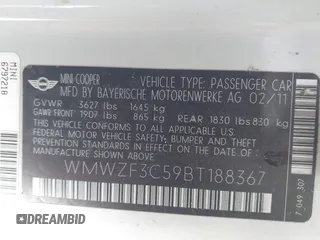 2011 MINI Clubman z VIN WMWZF3C59BT188367, wystawiony jako IAAI lot #40755351 z przebiegiem 122 023 mil mil oraz . Historia ofert i sprzedaży dostępna na DreamBid. Obrazek 9.