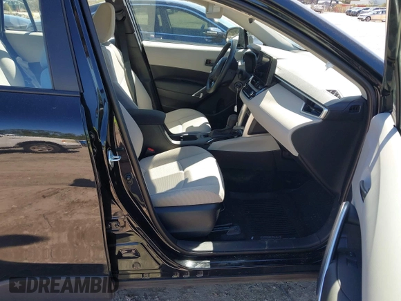 2024 Toyota Corolla Cross L with VIN 7MUAAAAG5RV075179, listed as a IAAI auction lot 41822074 with 31,521 mi miles and . Bid and sale history available at DreamBid. Image 5.