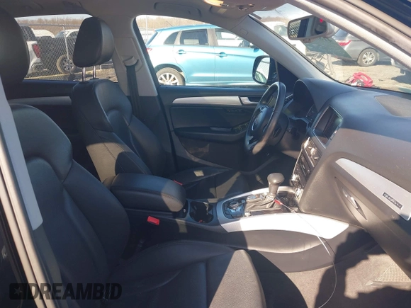 2014 Audi Q5 Premium Plus with VIN WA1LFAFPXEA073202, listed as a IAAI auction lot 41823284 with 98,779 mi miles. Bid and sale history available at carsss.com. Image 5.