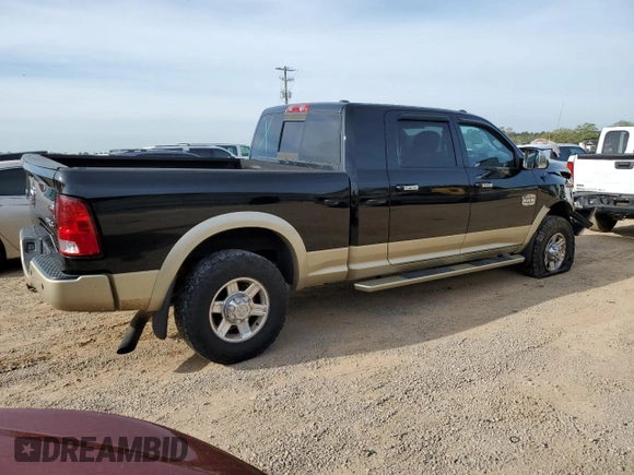 2011 Ram 2500 Laramie Longhorn z VIN 3D7UT2HL3BG580917, wystawiony jako Copart lot #50717625 z przebiegiem 141 494 mil mil oraz Szkoda całkowita • Salvage title. Historia ofert i sprzedaży dostępna na DreamBid. Obrazek 3.