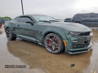 2020 Chevrolet Camaro 2SS z VIN 1G1FG1R7XL0106321, wystawiony jako Copart lot #54905995 z przebiegiem Nie podano mil oraz Szkoda całkowita • Salvage title. Historia ofert i sprzedaży dostępna na DreamBid. Obrazek 4.