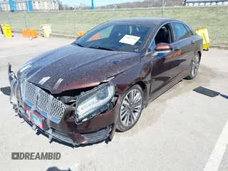 2019 Lincoln MKZ Reserve II z VIN 3LN6L5E99KR623668, wystawiony jako IAAI lot #41822730 z przebiegiem 13 609 mil mil oraz . Historia ofert i sprzedaży dostępna na DreamBid. Obrazek 17.