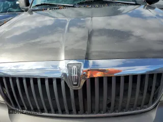 2004 Lincoln Navigator Luxury with VIN 5LMFU28R94LJ10247, listed as a Copart auction lot 41249294 with Not Provided miles and Salvage Title. Bid and sale history available at carsss.com. Image 12.