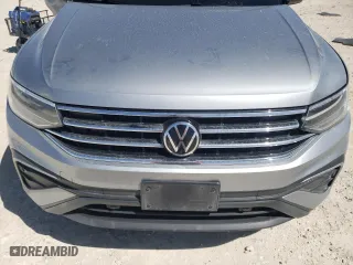 2022 Volkswagen Tiguan SE with VIN 3VV3B7AX8NM059377, listed as a Copart auction lot 47700895 with 32,281 mi miles and Salvage Title. Bid and sale history available at carsss.com. Image 14.