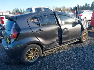 2015 Toyota Prius One with VIN JTDKDTB30F1584912, listed as a IAAI auction lot 41390815 with 81,275 mi miles and . Bid and sale history available at carsss.com. Image 4.