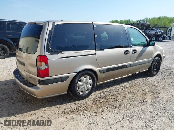 1998 Chevrolet Venture with VIN 1GNDX03E5WD173302, listed as a IAAI auction lot 42033616 with 325,300 mi miles. Bid and sale history available at carsss.com. Image 4.