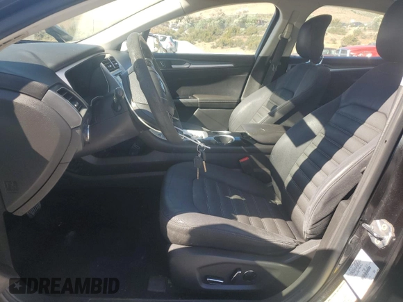 2013 Ford Fusion SE with VIN 3FA6P0H76DR134210, listed as a Copart auction lot 60654605 with 215,518 mi miles and Salvage title. Bid and sale history available at DreamBid. Image 7.
