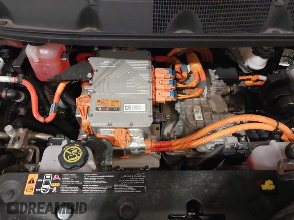 2021 Chevrolet Bolt EV LT z VIN 1G1FY6S05M4111315, wystawiony jako IAAI lot #41511422 z przebiegiem 14 433 mil mil oraz . Historia ofert i sprzedaży dostępna na DreamBid. Obrazek 10.