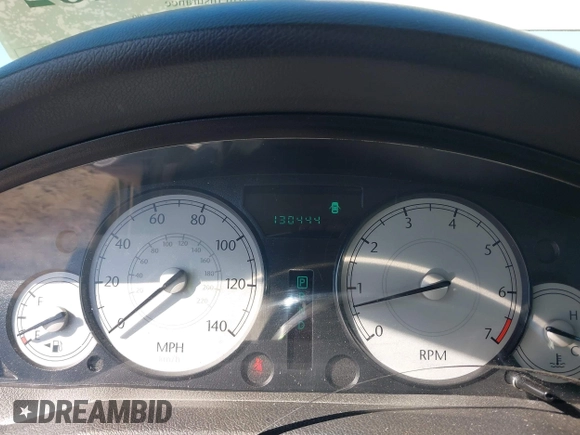 2007 Chrysler 300 Touring z VIN 2C3KA53G17H715729, wystawiony jako IAAI lot #41999282 z przebiegiem 130 444 mil mil oraz . Historia ofert i sprzedaży dostępna na DreamBid. Obrazek 7.