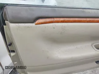 2002 Toyota Solara SE z VIN 2T1FF28P82C594965, wystawiony jako IAAI lot #41325886 z przebiegiem 181 882 mil mil oraz . Historia ofert i sprzedaży dostępna na DreamBid. Obrazek 12.
