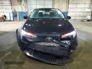 2021 Toyota Corolla LE with VIN 5YFEPMAEXMP172812, listed as a Copart auction lot 52757255 with 69,482 mi miles and Clean Title. Bid and sale history available at carsss.com. Image 5.