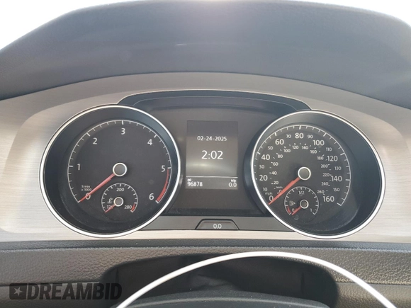 2015 Volkswagen Golf SEL z VIN 3VW2A7AU8FM082420, wystawiony jako Copart lot #46186435 z przebiegiem 96 878 mil mil oraz Szkoda całkowita • Salvage title. Historia ofert i sprzedaży dostępna na DreamBid. Obrazek 9.