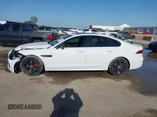 2024 Jaguar XF R-Dynamic SE z VIN SAJBL4GX6RCY95873, wystawiony jako IAAI lot #41059878 z przebiegiem 7 956 mil mil oraz . Historia ofert i sprzedaży dostępna na DreamBid. Obrazek 14.