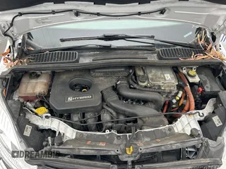 2017 Ford C-Max SE z VIN 1FADP5AU7HL111799, wystawiony jako IAAI lot #42564878 z przebiegiem 49 772 mil mil oraz . Historia ofert i sprzedaży dostępna na DreamBid. Obrazek 1.