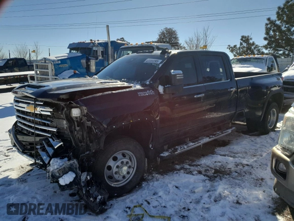 2024 Chevrolet Silverado 3500HD High Country with VIN 1GC4YVEY8RF110830, listed as a Copart auction lot 42231295 with 94,035 mi miles and Salvage title. Bid and sale history available at DreamBid. Image 1.