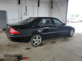 2005 Mercedes-Benz S 500 z VIN WDBNG84J15A451327, wystawiony jako Copart lot #55276855 z przebiegiem 65 698 mil mil oraz Czysty tytuł • Clean title. Historia ofert i sprzedaży dostępna na DreamBid. Obrazek 3.