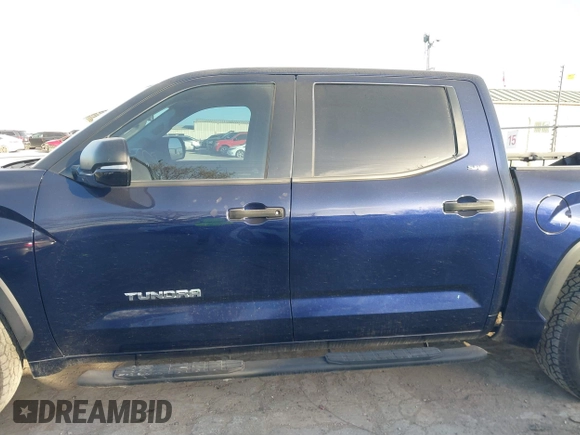 2022 Toyota Tundra 2WD SR5 with VIN 5TFLA5AB1NX001969, listed as a IAAI auction lot 41792254 with 76,862 mi miles. Bid and sale history available at carsss.com. Image 14.