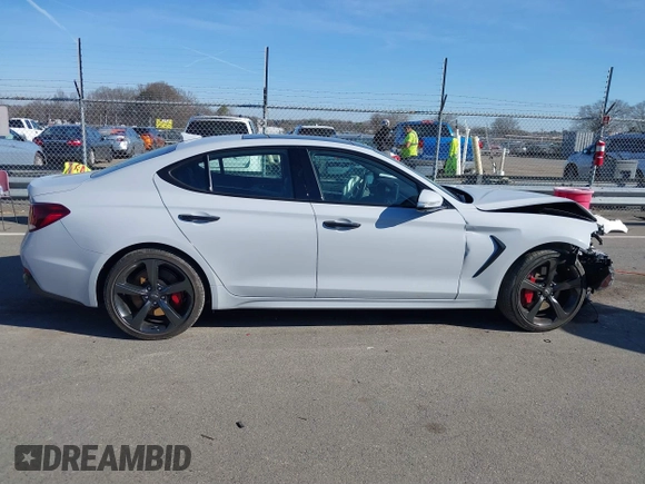 2020 Genesis G70 3.3T with VIN KMTG34LE6LU047066, listed as a IAAI auction lot 41488910 with 29,031 mi miles. Bid and sale history available at carsss.com. Image 13.