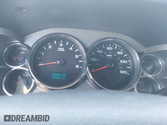 2009 GMC Sierra 1500 with VIN 2GTEC290891109447, listed as a IAAI auction lot 41217035 with 197,033 mi miles and . Bid and sale history available at DreamBid. Image 7.