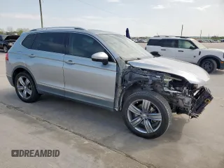 2020 Volkswagen Tiguan SE with VIN 3VV2B7AX0LM060645, listed as a Copart auction lot 51286495 with 63,274 mi miles and Salvage Title. Bid and sale history available at DreamBid. Image 4.