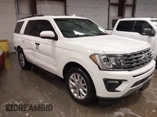2020 Ford Expedition XLT with VIN 1FMJU1HT1LEA79193, listed as a IAAI auction lot 41301860 with 107,634 mi miles. Bid and sale history available at carsss.com. Image 1.