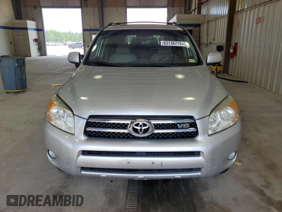 2007 Toyota RAV4 Limited z VIN JTMBK34V875039183, wystawiony jako Copart lot #63136715 z przebiegiem 209 428 mil mil oraz Czysty tytuł • Clean title. Historia ofert i sprzedaży dostępna na DreamBid. Obrazek 5.